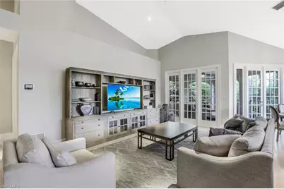 107 Colonade Cir #103, Naples, FL 34103 - Photo 4