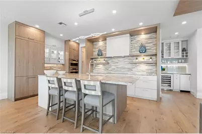 121 Barefoot Cir #16, Bonita Springs, FL 34134 - Photo 2