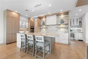 121 Barefoot Cir, Bonita Springs, FL 34134 - Photo 2