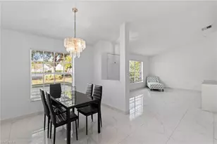 7780 Scarlet Ct, Naples, FL 34104 - Photo 6