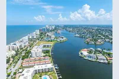 3070 Gulf Shore Blvd N #A201, Naples, FL 34103 - Photo 4
