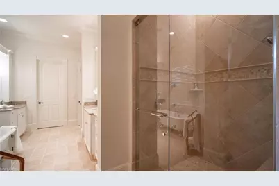 725 W Lake Dr, Naples, FL 34102 - Photo 26