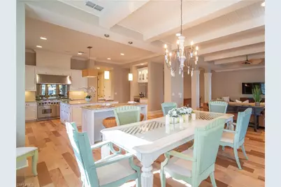 725 W Lake Dr, Naples, FL 34102 - Photo 18