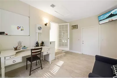 3461 Lakeview Dr, Naples, FL 34112 - Photo 26