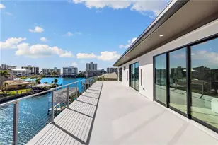 256 Tradewinds Ave, Naples, FL 34108 - Photo 44