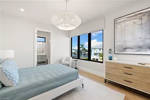 256 Tradewinds Ave, Naples, FL 34108 - Photo 38