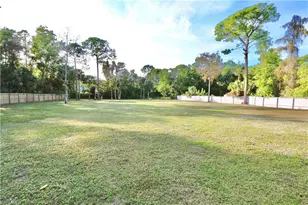 2061 Santa Barbara Blvd, Naples, FL 34116 - Photo 38