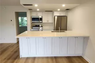 20 Bobolink Ct, Naples, FL 34105 - Photo 8