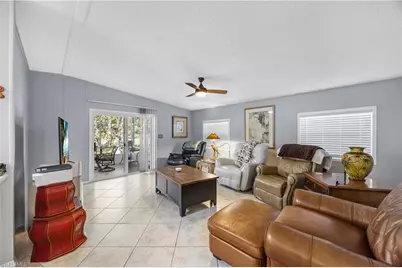 214 Riverwood Rd, Naples, FL 34114 - Photo 4