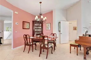 5893 3 Iron Dr, Naples, FL 34110 - Photo 10