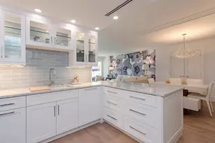 2401 Gulf Shore Blvd N, Naples, FL 34103 - Photo 2