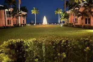 2401 Gulf Shore Blvd N, Naples, FL 34103 - Photo 16