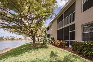 343 Dover Pl, Naples, FL 34104 - Photo 10