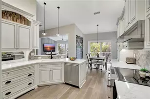 2540 Talon Ct, Naples, FL 34105 - Photo 10