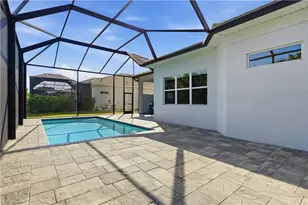 8999 Redonda Dr, Naples, FL 34114 - Photo 28