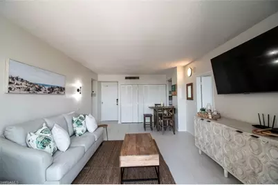 140 Seaview Ct #304S, Marco Island, FL 34145 - Photo 4