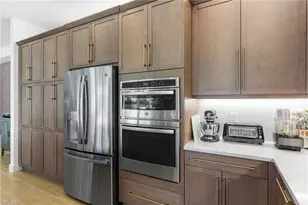 12165 Eucalyptus Wy, Naples, FL 34120 - Photo 12