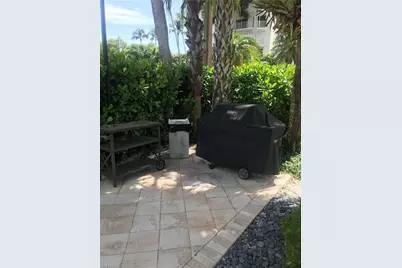 216 Banyan Blvd #216, Naples, FL 34102 - Photo 6