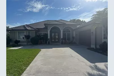 18445 Royal Hammock Blvd, Naples, FL 34114 - Photo 2