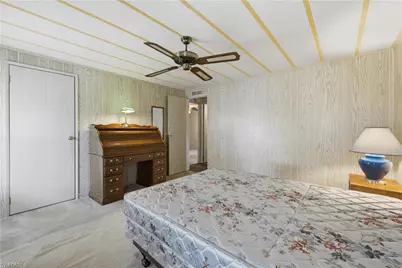 181 Sugarloaf Ln, Naples, FL 34114 - Photo 14