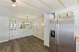 181 Sugarloaf Ln, Naples, FL 34114 - Photo 8