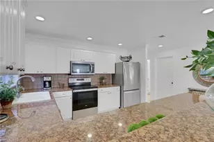 826 109th Ave N, Naples, FL 34108 - Photo 10