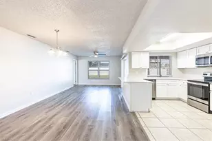 713 SE 35th St, Cape Coral, FL 33904 - Photo 10