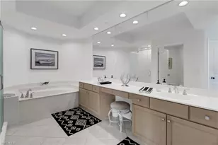 4255 Gulf Shore Blvd N, Naples, FL 34103 - Photo 18