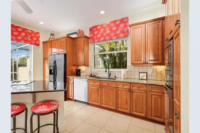 353 Steerforth Ct, Naples, FL 34110 - Photo 16