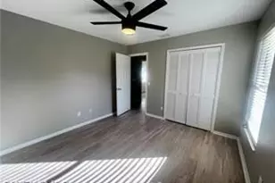 7786 Scarlet Ct, Naples, FL 34104 - Photo 10