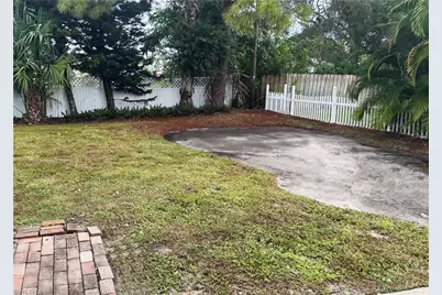 757 95th Ave N, Naples, FL 34108 - Photo 18