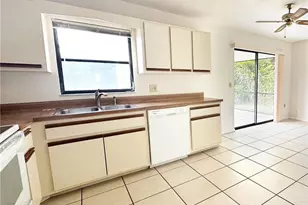 699 110th Ave N, Naples, FL 34108 - Photo 6