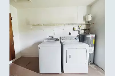 699 110th Ave N #Unit B, Naples, FL 34108 - Photo 18