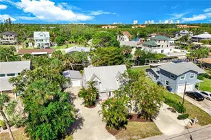 27269 Gasparilla Dr, Bonita Springs, FL 34135 - Photo 24