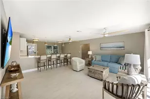 27269 Gasparilla Dr, Bonita Springs, FL 34135 - Photo 8