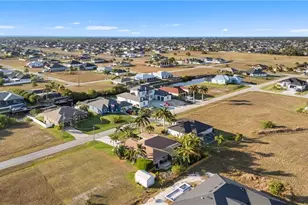 1505 NW 33rd Pl, Cape Coral, FL 33993 - Photo 40