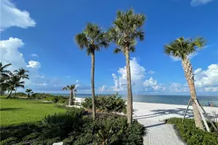4041 Gulf Shore Blvd N, Naples, FL 34103 - Photo 16