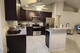 2118 NE 13th Pl, Cape Coral, FL 33909 - Photo 12