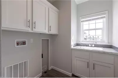 11310 Bougainvillea Ln, Fort Myers Beach, FL 33931 - Photo 20