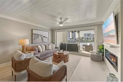 9103 Vanderbilt Dr #2, Naples, FL 34108 - Photo 6