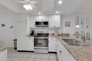 420 Fox Haven Dr, Naples, FL 34104 - Photo 10