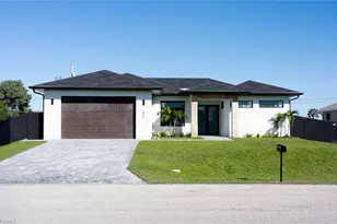 1817 NE 17th St, Cape Coral, FL 33909 - Photo 2