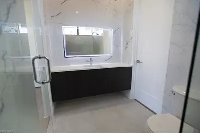 1817 NE 17th St, Cape Coral, FL 33909 - Photo 12