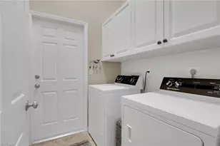 185 Fox Den Cir, Naples, FL 34104 - Photo 22