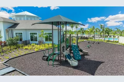 2695 Star Coral Dr, North Fort Myers, FL 33903 - Photo 32