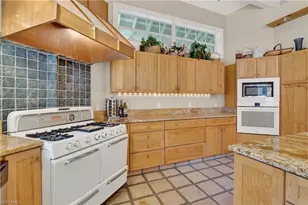 685 11th St NW, Naples, FL 34120 - Photo 14