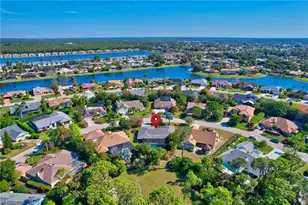 2273 Royal Ln, Naples, FL 34112 - Photo 2