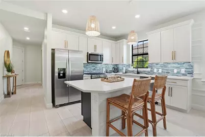 12330 Canal Grande Dr, Fort Myers, FL 33913 - Photo 6