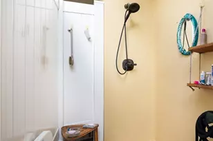 3351 Creekview Dr, Bonita Springs, FL 34134 - Photo 40