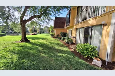 406 Meadowlark Ln #406A, Naples, FL 34105 - Photo 4